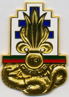 Insigne de béret avec attache OR LÉGION 13°D.B.L.E Légion Étrangère